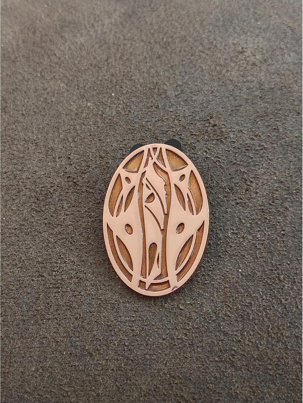 2019 Star Wars Galaxy's Edge Savi's Lightsaber Workshop Elemental Nature Pin - Picture 2 of 9